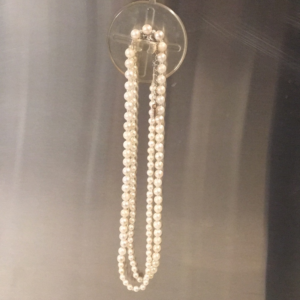 2/$10 or FREE* Claire's Faux Pearl Necklace